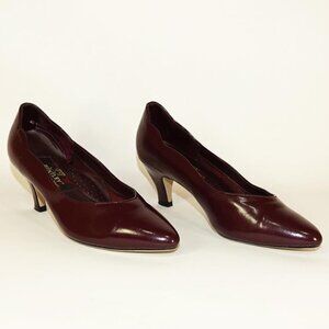 Bentley SZ 5.5 Burgundy pointed toe pump kitten heel Dressy Office Timeless Clos